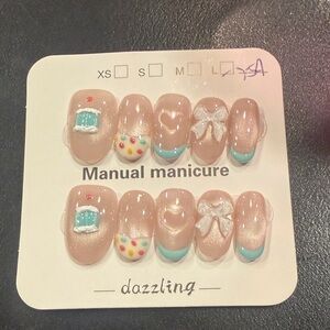 PRESS ON Dazzling Nail Art Set with Bow and Cake Design